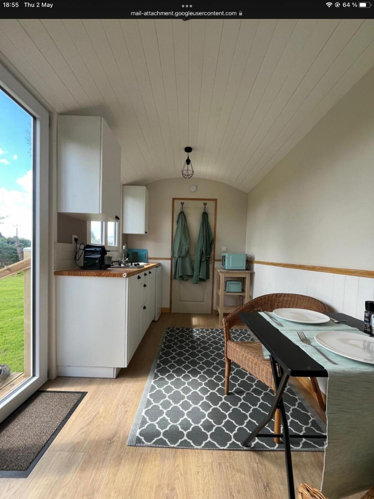 Camping La Petite Maison Verte Plévin